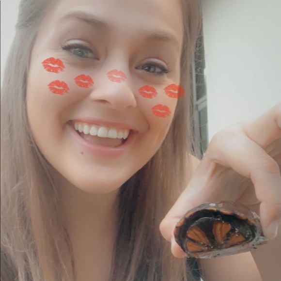 Meet your Posher, Jordan - Picture 2 of 3